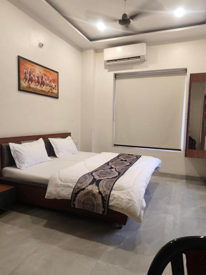 Hotel Bhullar Amritsar Ngoại thất bức ảnh